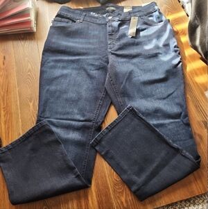 Lee Women's Dark Blue Relaxed Fit Straight Leg Mid Rise Jeans Sz 18W Petite